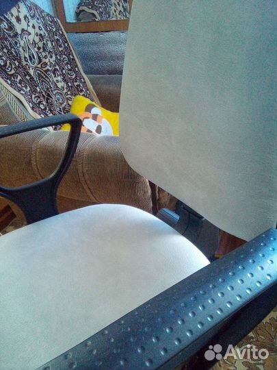 Компьютерное кресло