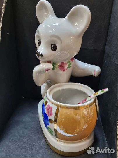 Статуэтка -вареница мишкасладкоежка фарфор, роспис