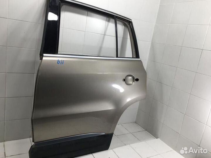 Дверь задняя левая Volkswagen Tiguan I рестайлинг (2011—2019)