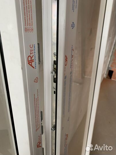 Мансардное окно пластиковая с дверью