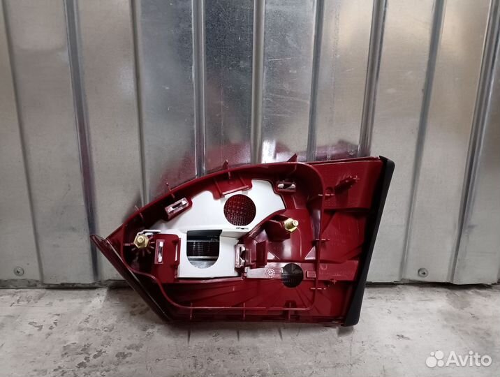 Фонарь левый Фольксваген Джетта 6