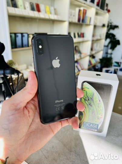 iPhone Xs, 64 ГБ