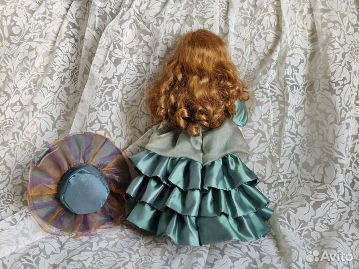 Remeco collection фарфоровая кукла 42