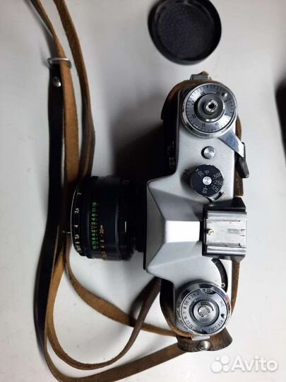 Пленочный фотоаппарат зенит е