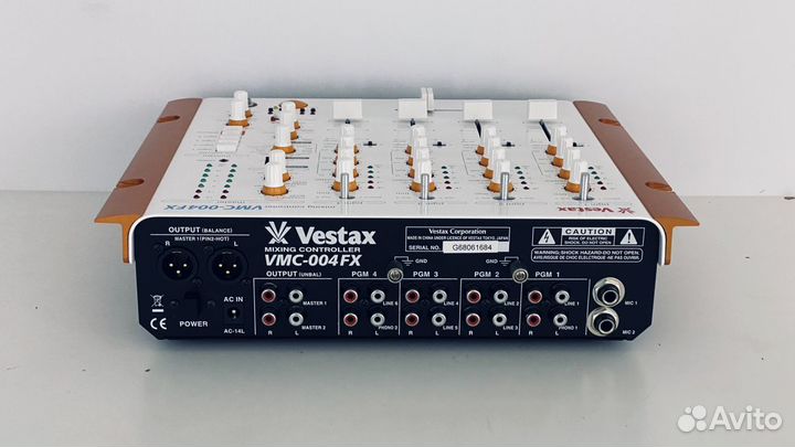 Vestax VMC-004FX микшер (белый)