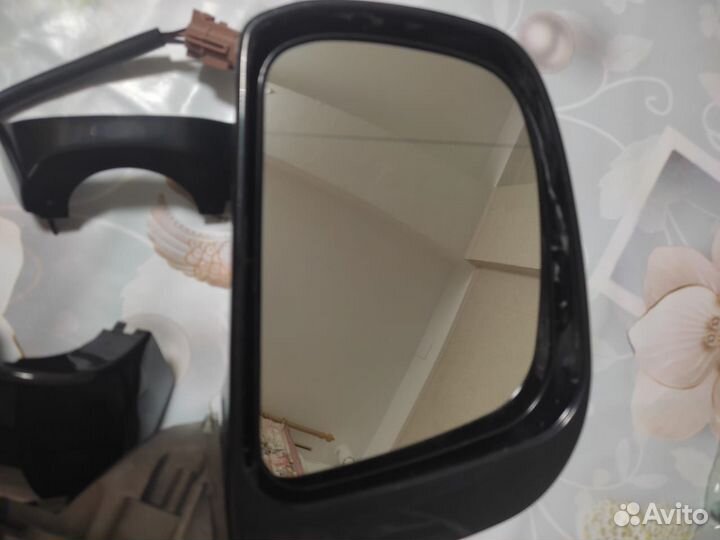 Левое зеркало заднего вида Nissan Tiida
