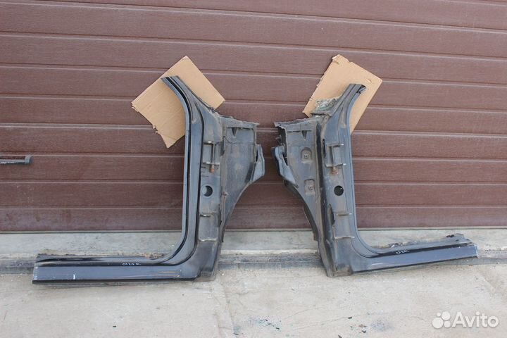 Передние стойки кузова Chevrolet Tahoe GMT400