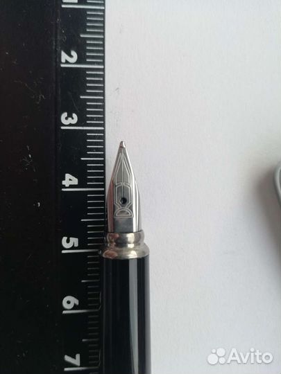 Ручка перьевая Aurora Magellano