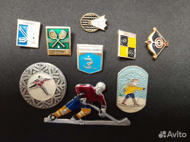 Набор очень редких значков, 9 шт