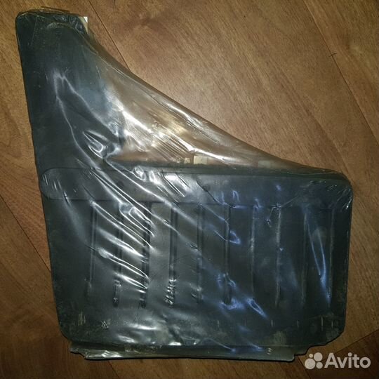 Брызговики с креплением передние Ваз 2101 новые