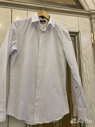 Мужская рубашка приталенный с длинном рукавом