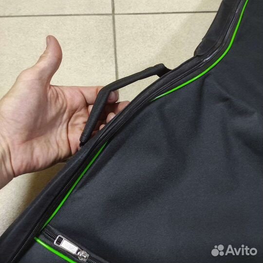 Чехол на классическую гитару новый утепленный