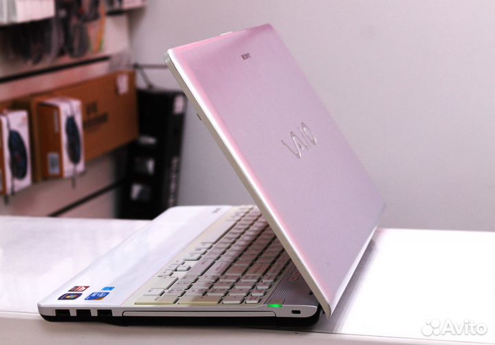 Ноутбук Sony / intel Core i3