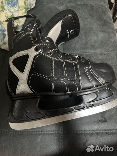 Коньки хоккейные 42 размер