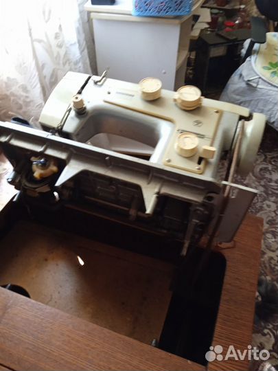 Швейная машинка подольская ножная