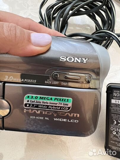 Видеокамера sony