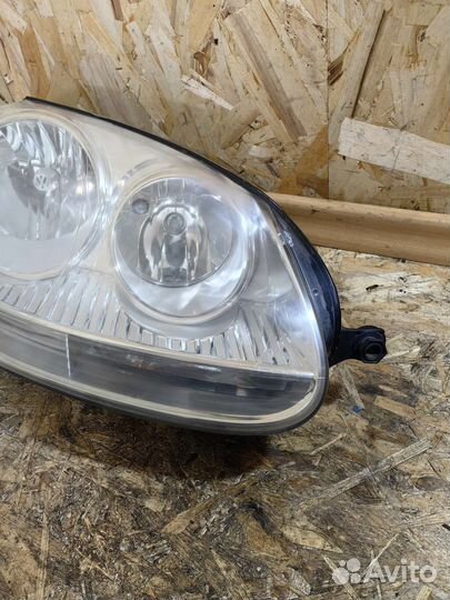 Фара Правая Фольксваген Гольф 5 Джетта 5