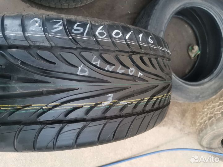 Dunlop SP Sport 9000 235/60 R16