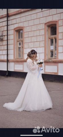 Свадебное платье со шлейфом 46 48 объявление продам
