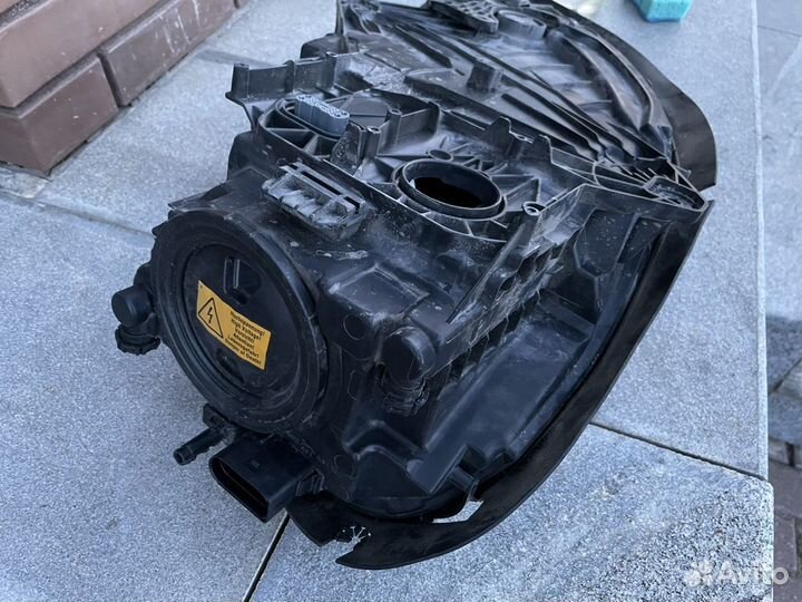 Фара Porsche Macan оригинал