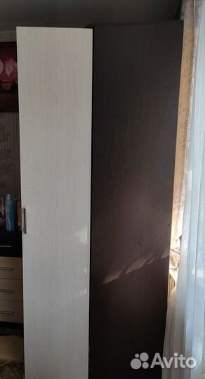 Продам шкаф угловой