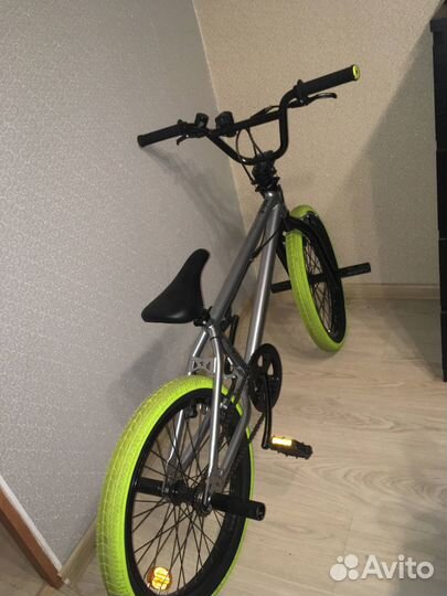 Велосипед BMX 520 wipe btwin