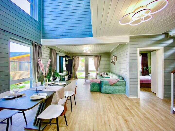 Дом 178 м² на участке 14 сот.