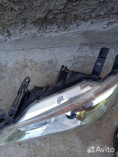 Фары передние Камри 50