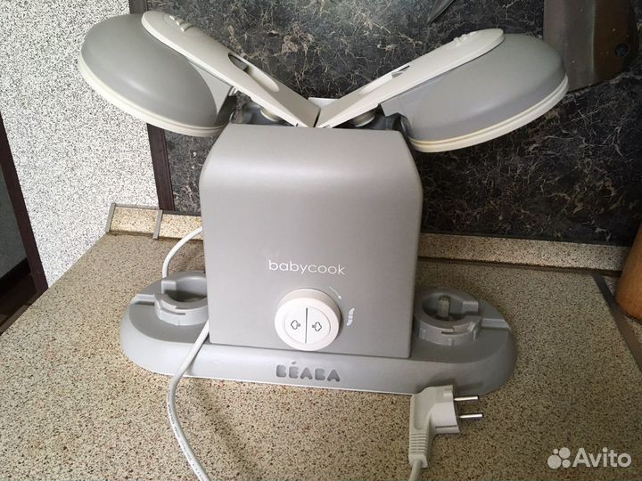 Пароварка блендер Beaba Babycook Duo