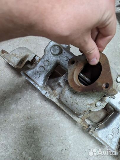 Газ 21 Волга коллектор новый СССР