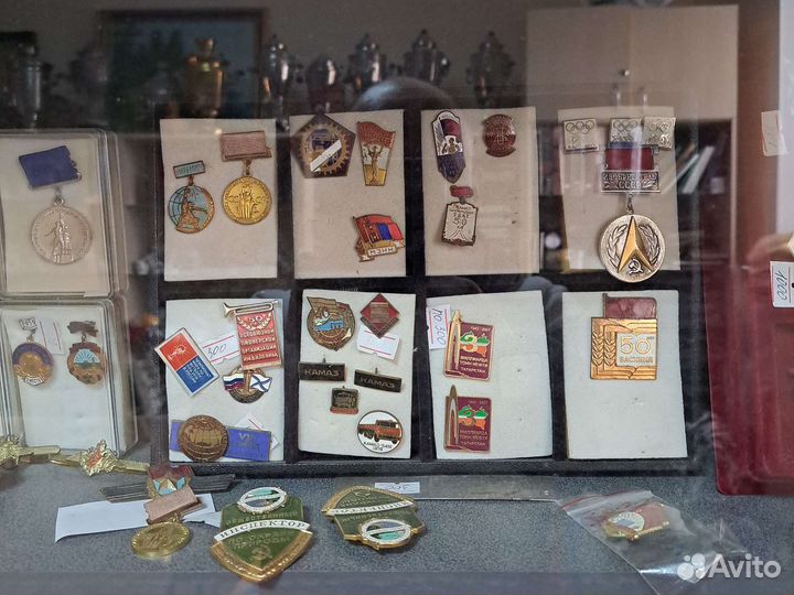 Набор значков