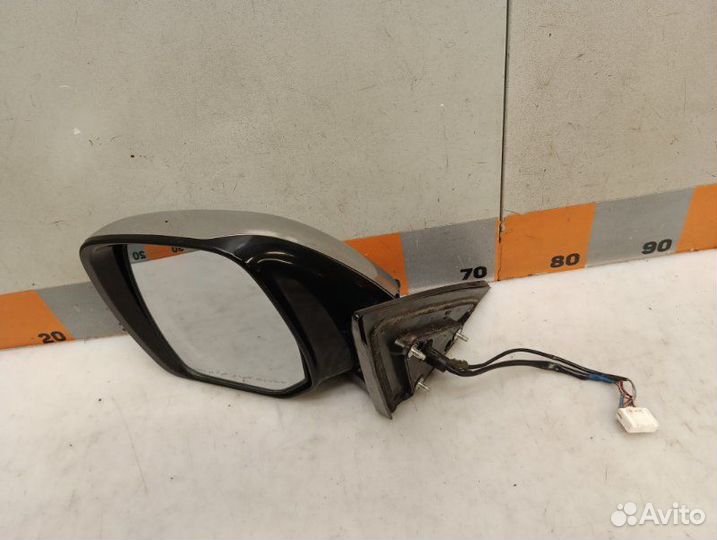 Б/У Б/У 9 контактов, с подсветкой, с повторителем