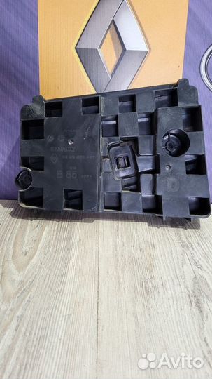 Абсорбер двери Renault clio 3 Прав