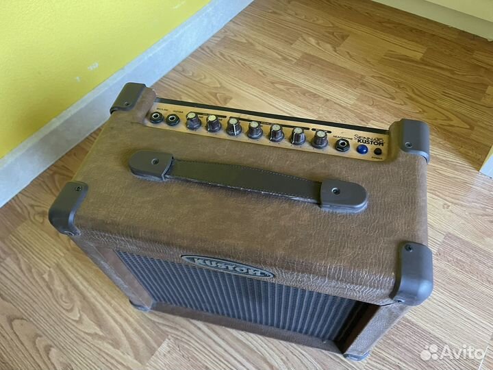 Kustom sienna16(PRO) комбик