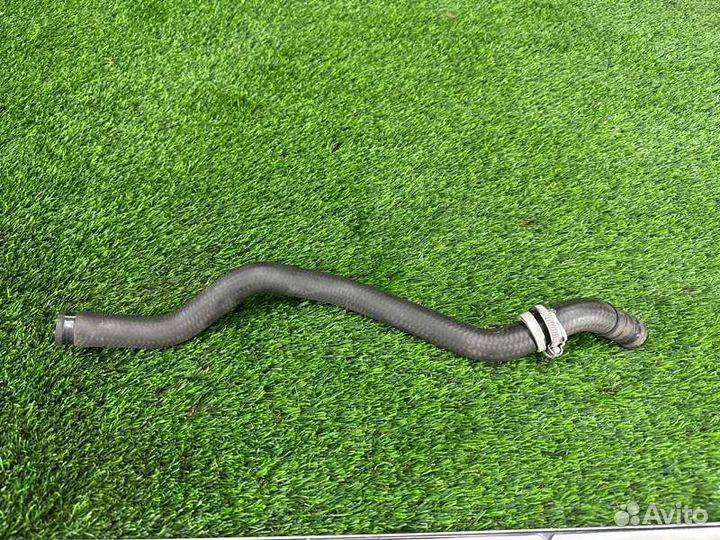 Патрубок радиатора печки Bmw 3 E46 M43B19 2000