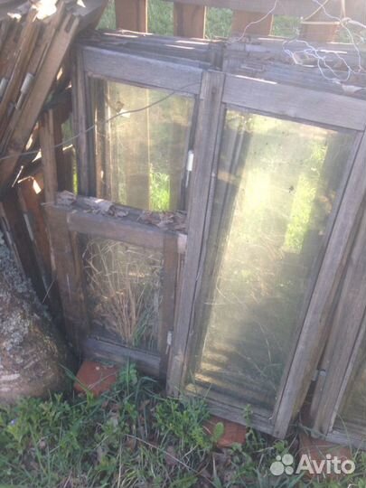 Оконные рамы со стеклом, оконная рама