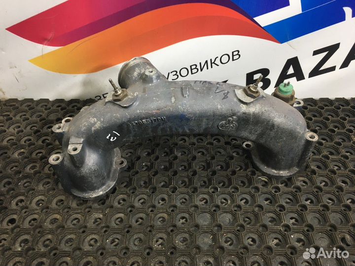 Патрубок интеркулера Renault Magnum