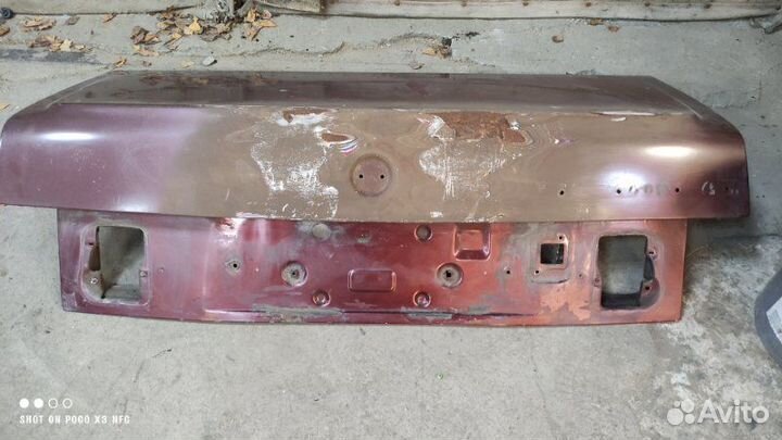 Крышка багажника Volkswagen Passat B3 1.8 RP