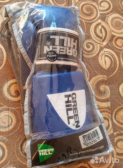 Боксерские перчатки 10 OZ green hill