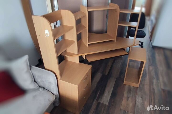 Стол компьютерный угловой б/у