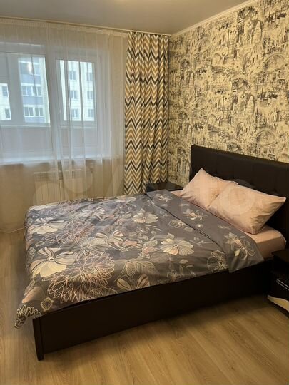 2-к. квартира, 80 м², 6/17 эт.