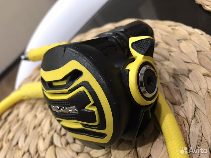 Октопус Apeks XTX 40