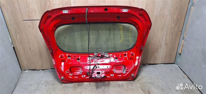 Дверь багажника Ford Fiesta