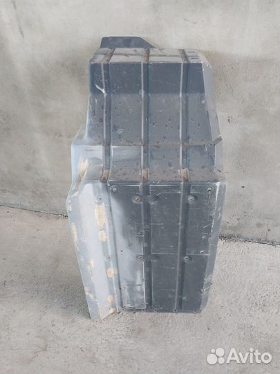 Крыло брызговик переднее левое MAN