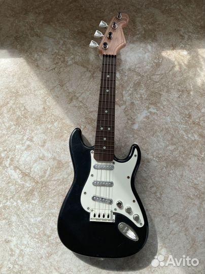 Детская гитара