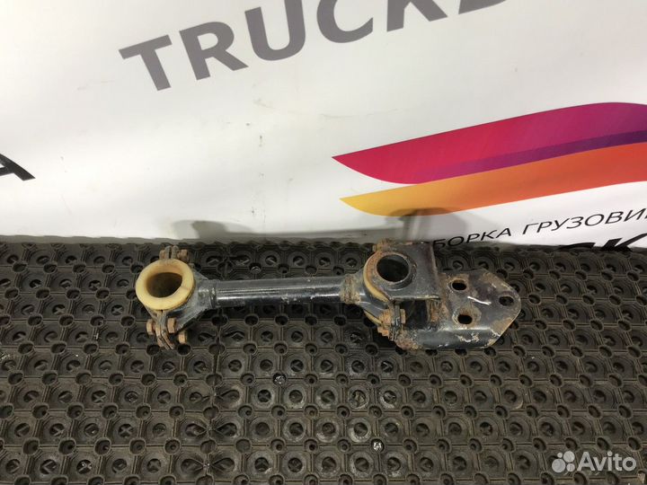 Кронштейн стабилизатора Man F90