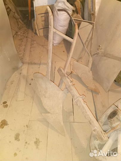 Конный плуг