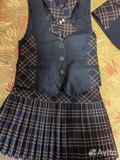 Школьная форма темно-синяя, клетка