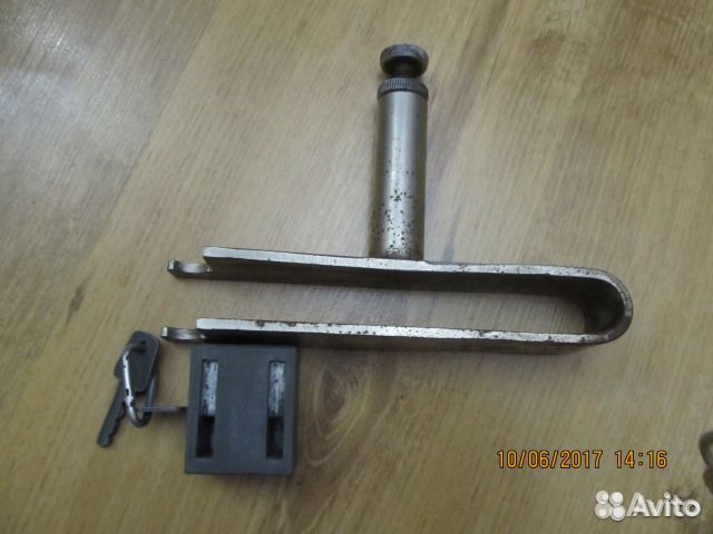 Протиивоугонный Блокиратор педалей