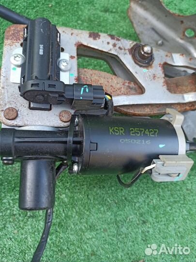 Педаль тормоза Jeep grand cherokee